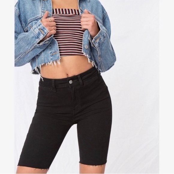 Free People W 24 So Chic Biker Shorts Raw Edge Fringe Hem - Picture 1 of 10